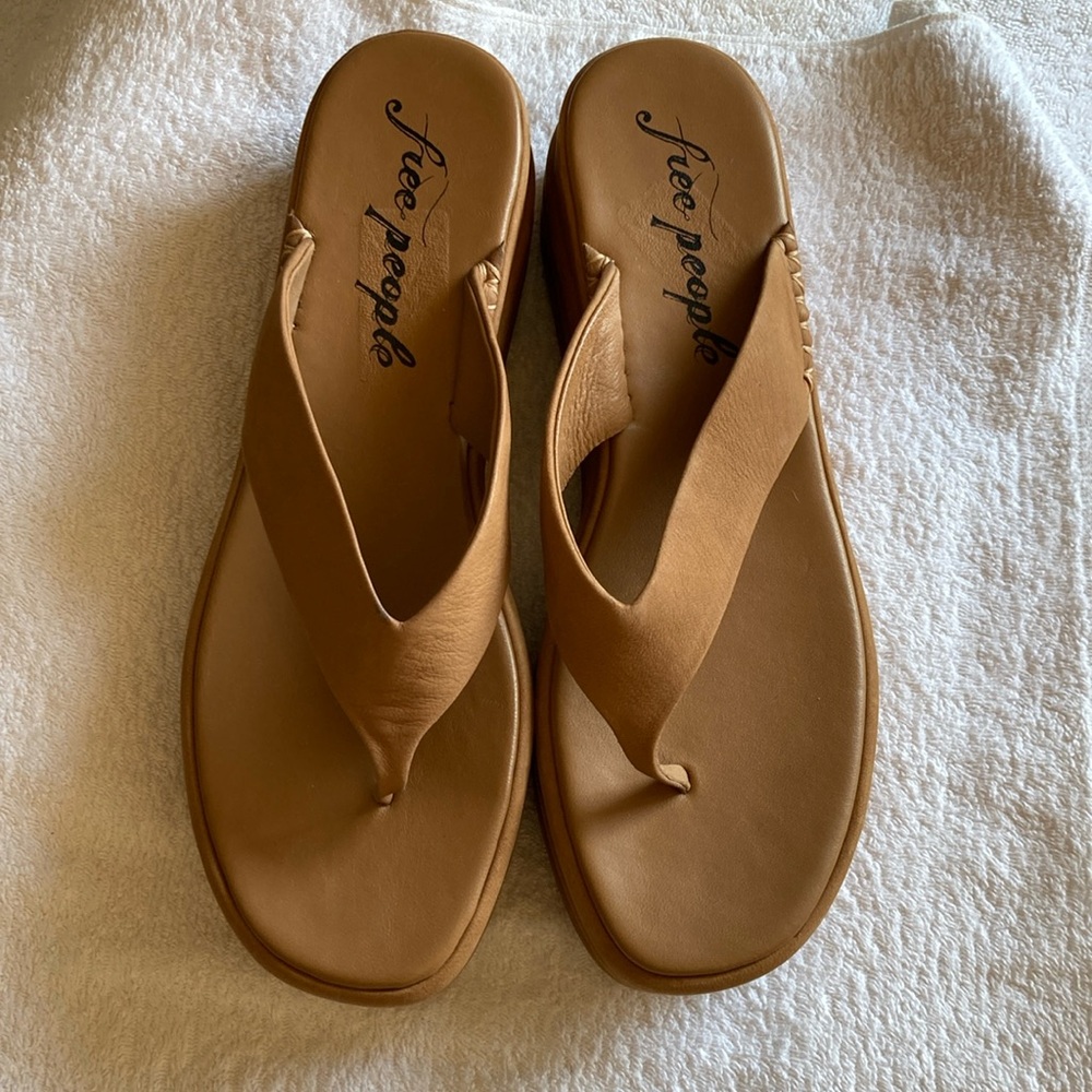 Free People Cognac Platform Thong Sandals - Picture 3 of 12